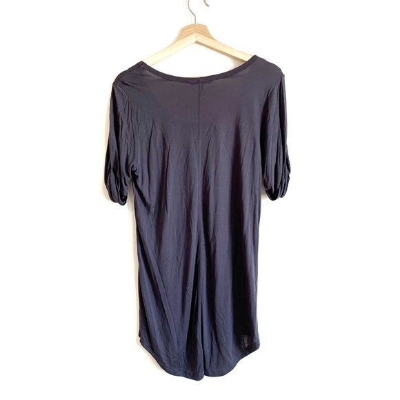 VICTORIA'S SECRET | GREY SHORT SLEEVE T-SHIRT - Picture 2 of 6